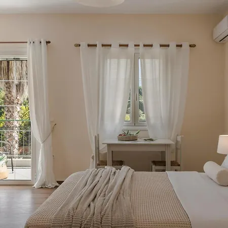 Theros Retreat Apartmanhotel Szpartiá