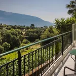 Appart hôtel Theros Retreat Spartià