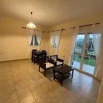 Ξενοδοχείο με διαμερίσματα Theros Retreat Σπαρτιά