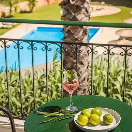 Apart Otel Theros Retreat Spartia (Kefalonia)