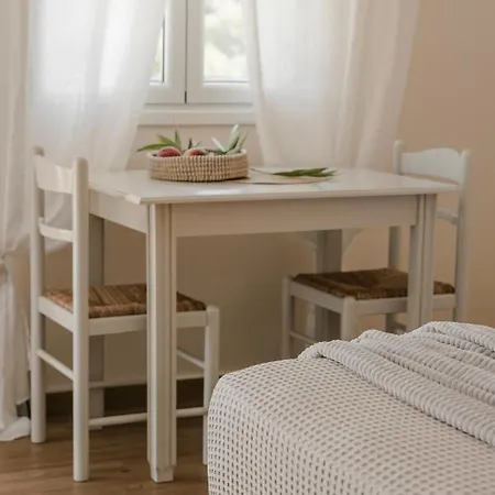 Lägenhetshotell Theros Retreat