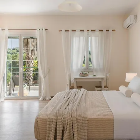 Appart hôtel Theros Retreat Spartià