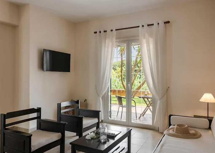 Theros Retreat Spartia (Kefalonia)