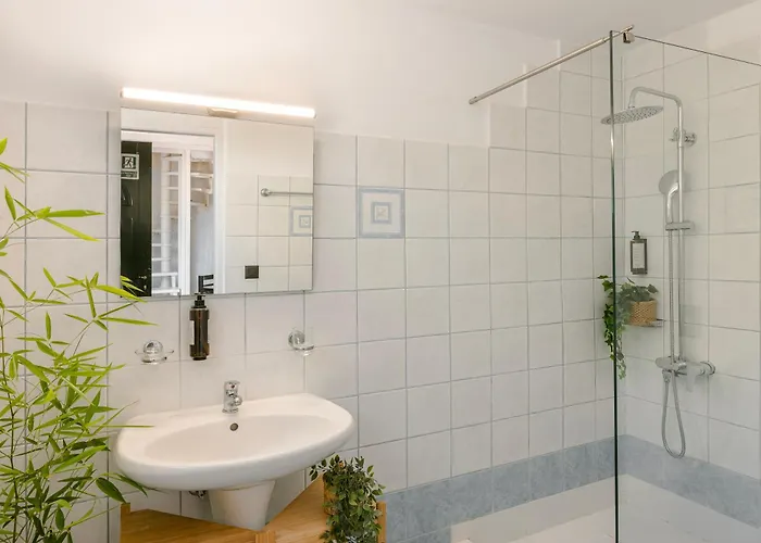 Aparthotel Theros Retreat